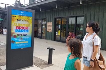 outdoor event signage