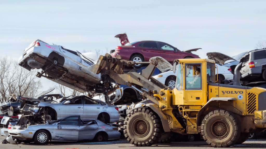 Get Free Scrap Car Removal Canberra from Your Doorstep