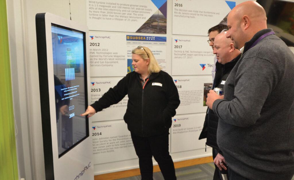 digital signage software